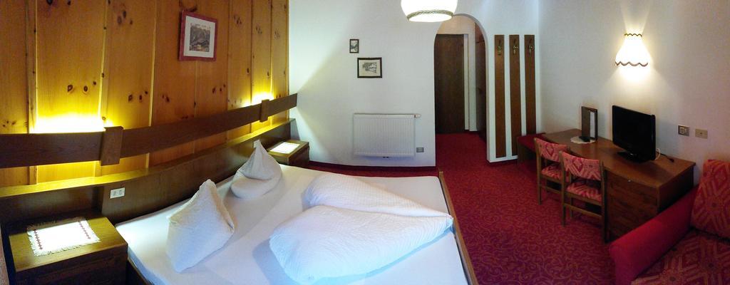 Hotel Alpenblick Pfelders Exteriér fotografie